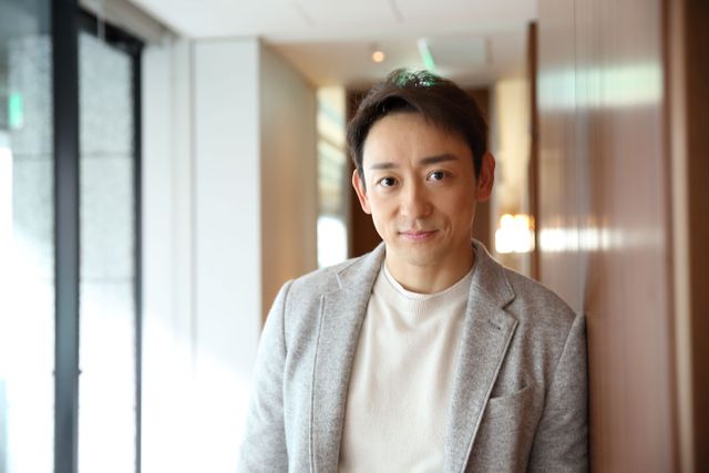 役柄とギャップ凄すぎ！『何食べ』山本耕史インタビューカット集（16枚目）