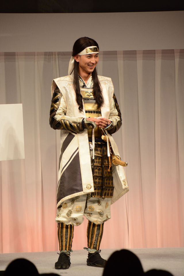 松田翔太、桐谷健太、菅田将暉が豪快に豆まき！「桃ちゃん、浦ちゃん、鬼ちゃんと豆まきNIGHT」ギャラリー（6枚目）