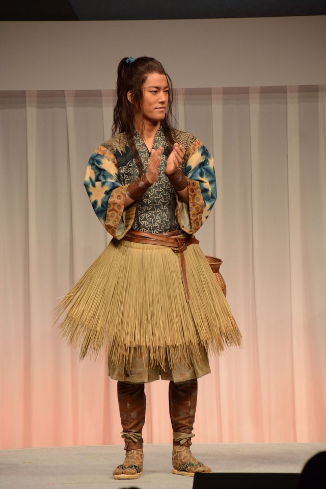 松田翔太、桐谷健太、菅田将暉が豪快に豆まき！「桃ちゃん、浦ちゃん、鬼ちゃんと豆まきNIGHT」ギャラリー（7枚目）