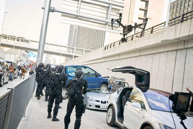 大沢たかお、賀来賢人、岩田剛典共演！『AI崩壊』場面カット＆メイキング（5枚目）