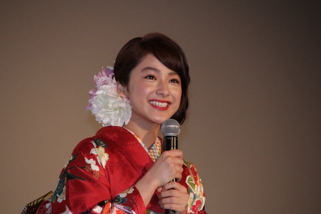 平祐奈、着物で登場！『未成年だけどコドモじゃない』大ヒット御礼舞台あいさつ（4枚目）