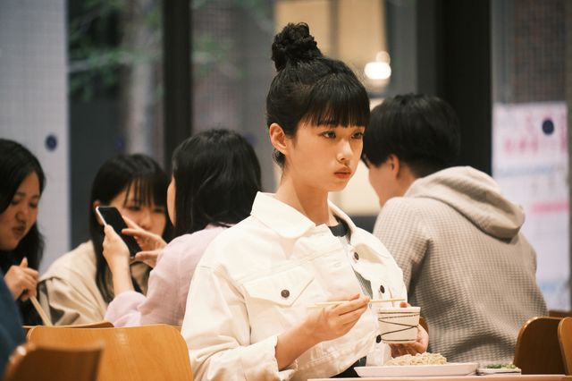 萩原利久＆河合優実『今日の空が一番好き、とまだ言えない僕は』場面写真（2枚目）