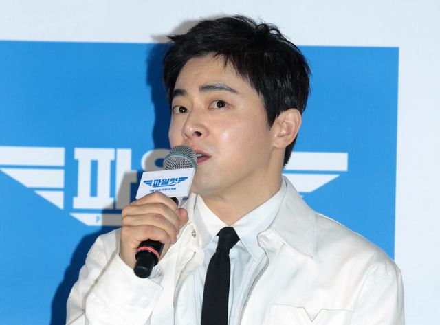 チョ・ジョンソク主演『パイロット』制作発表の様子（2枚目）