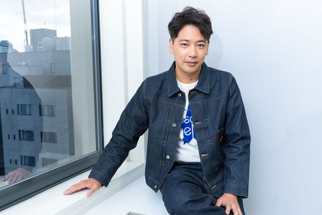 「カブト」20周年、佐藤祐基が再び加賀美新に!『仮面ライダーカブト 20th 天を継ぐもの』撮り下ろしカット:フォトギャラリー