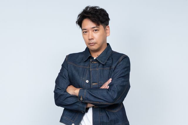 「カブト」20周年、佐藤祐基が再び加賀美新に！『仮面ライダーカブト 20th 天を継ぐもの』撮り下ろしカット（4枚目）