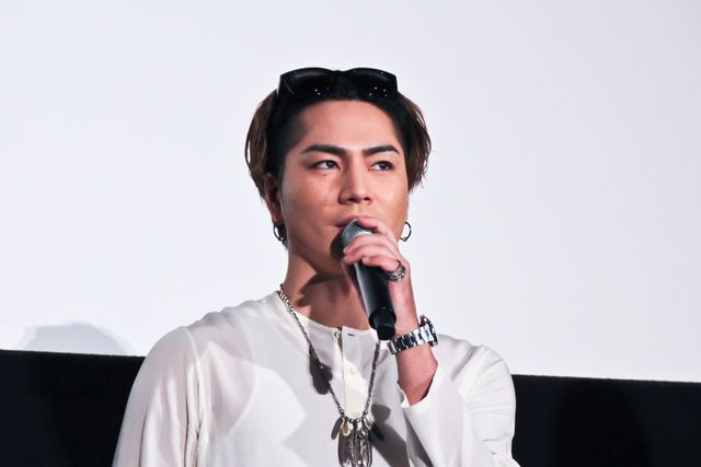 登坂広臣＆中条あやみ、ファンを笑顔でお見送り！『雪の華』大ヒット御礼イベント（6枚目）