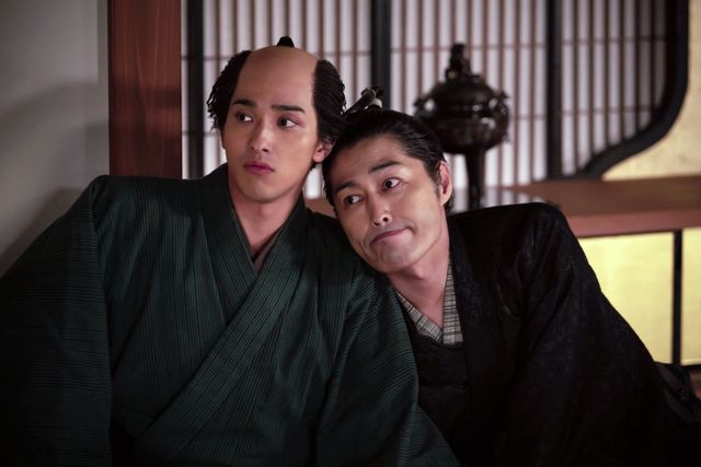 「べらぼう」男装の小芝風花が美しすぎる！第2回場面写真（11枚目）