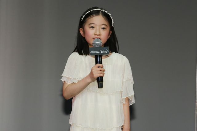 「ガンニバル」柳楽優弥＆笠松将＆高杉真宙、アクリル板越しに指を触れ合う（11枚目）