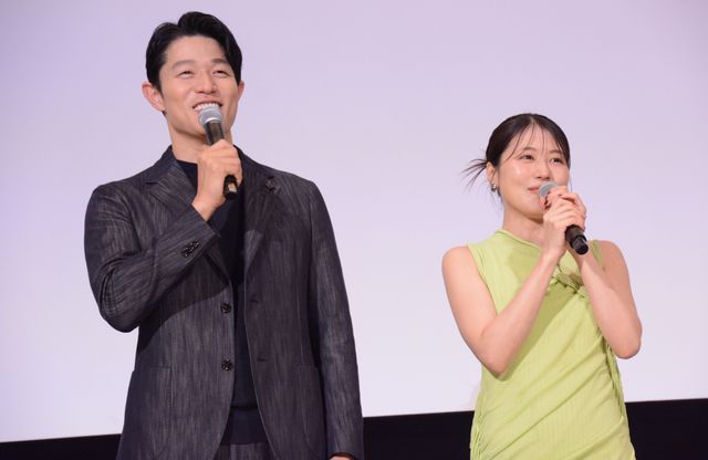 有村架純、圧巻の透明感！『花まんま』初日舞台あいさつ（6枚目）