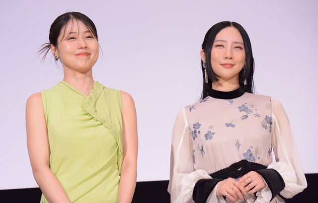 有村架純、圧巻の透明感！『花まんま』初日舞台あいさつ（8枚目）