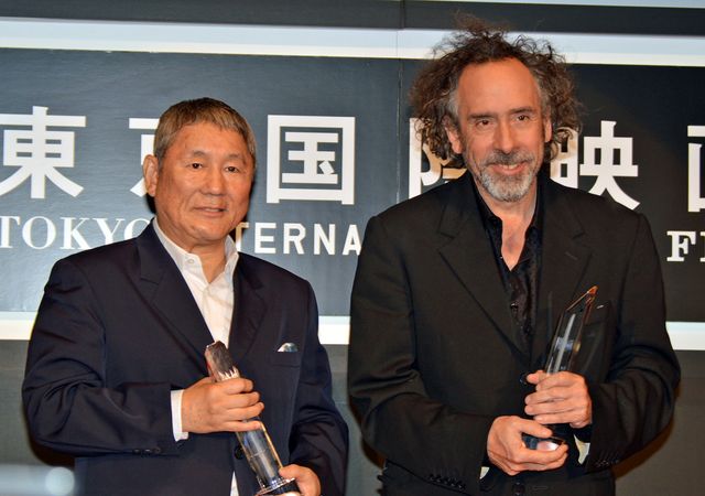 第1回サムライ“SAMURAI”賞を受賞した北野武監督＆ティム・バートン監督！