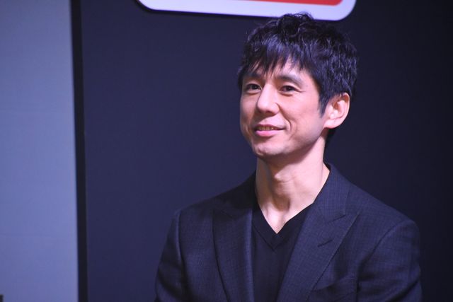 西島秀俊、変身！「NARIKIRI WORLD」オープニングセレモニー（2枚目）