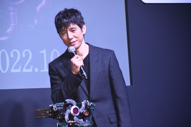 西島秀俊、変身！「NARIKIRI WORLD」オープニングセレモニー（6枚目）