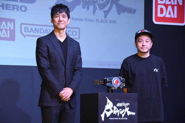 西島秀俊、変身！「NARIKIRI WORLD」オープニングセレモニー（13枚目）