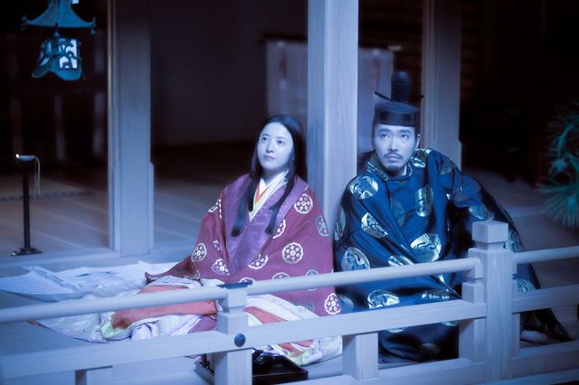 まひろ（吉高由里子）と道長（柄本佑）のほのぼの2ショット！「光る君へ」第36回「待ち望まれた日」：フォトギャラリー