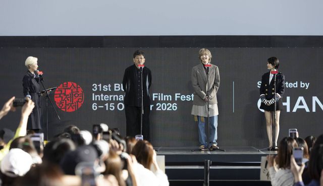 道枝駿佑が流暢な韓国語で挨拶！安斉星来、竹村謙太郎監督と釜山国際映画祭会見へ（3枚目）