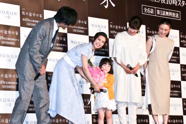 柴咲コウ、田辺誠一ら、乳児虐待死事件描く「連続ドラマW　坂の途中の家」完成披露に集結（2枚目）