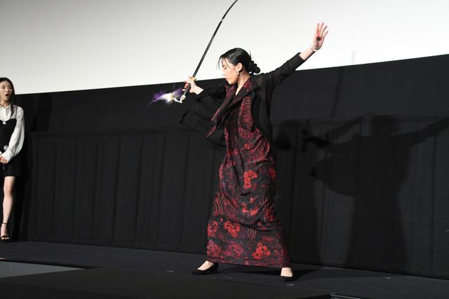山本千尋、中国武術を披露！映画『THE WITCH／魔女　－増殖－』シン・シア来日ジャパンプレミア（12枚目）