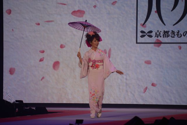 日本最大級のファッションと音楽の祭典「GirlsAward」に3万4千人が熱狂！　画像ギャラリー（11枚目）