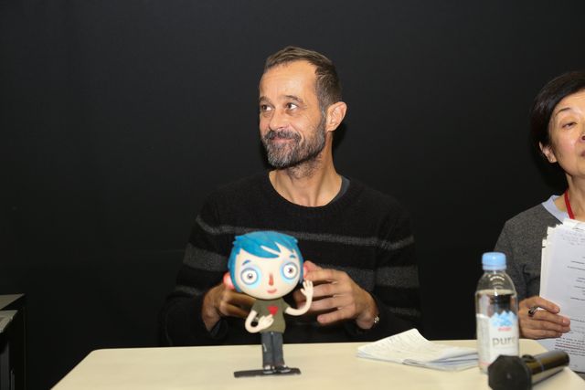 『ぼくの名前はズッキーニ』監督による特別授業の様子（6枚目）