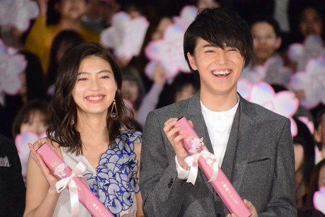 川口春奈も山崎賢人に…「賢人さんが大好き」映画『一週間フレンズ。』初日舞台あいさつフォトギャラリー（23枚目）
