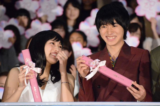 川口春奈も山崎賢人に…「賢人さんが大好き」映画『一週間フレンズ。』初日舞台あいさつフォトギャラリー（26枚目）