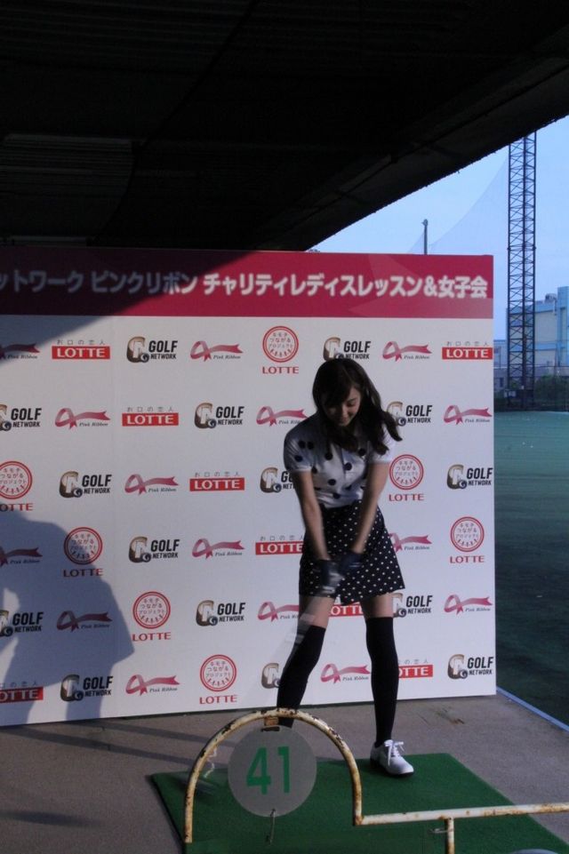 「ゴルフネットワーク ピンクリボン チャリティレディレッスン＆女子会」写真ギャラリー（8枚目）