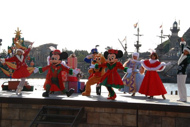クリスマス一色の東京ディズニーリゾート！フォトギャラリー（3枚目）