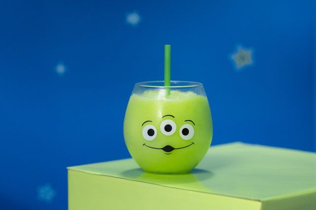 「トイ・ストーリー エイリアン」OH MY CAFEのメニューの一部（6枚目）