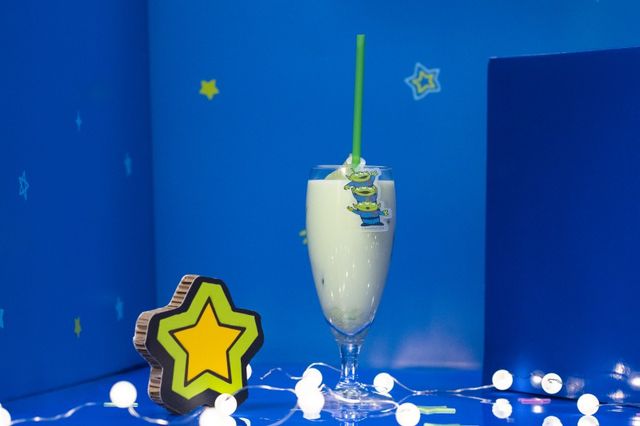 「トイ・ストーリー エイリアン」OH MY CAFEのメニューの一部（8枚目）