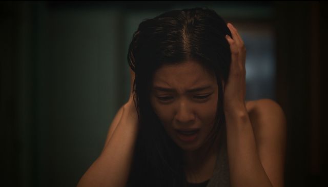 怖すぎ…『層間騒音』恐怖の団地に潜む、不穏なアイテム・人物写真（11枚目）