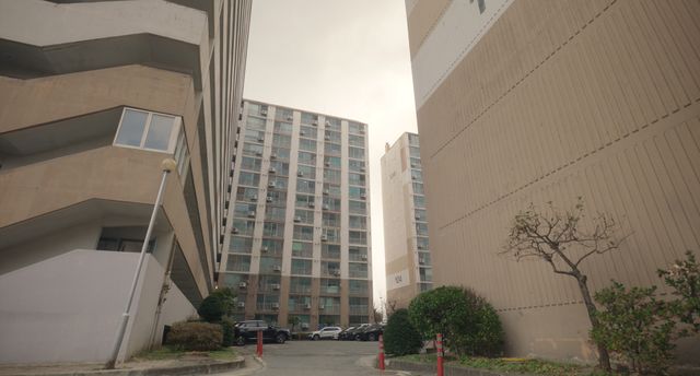 怖すぎ…『層間騒音』恐怖の団地に潜む、不穏なアイテム・人物写真（15枚目）