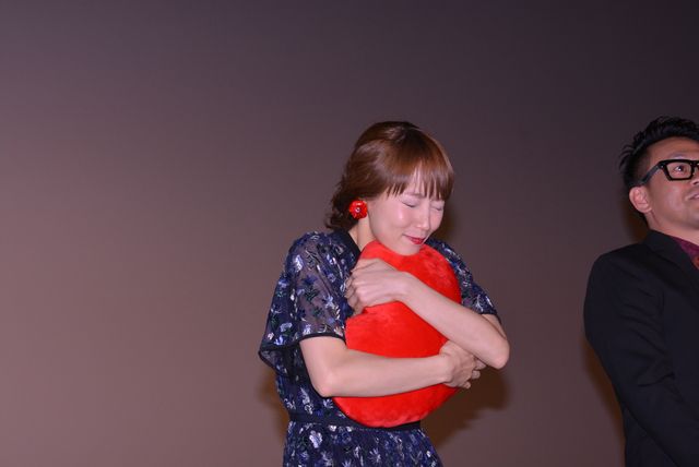 吉岡里帆＆宮川大輔『名探偵コナン　から紅の恋歌（ラブレター）』初日舞台あいさつに登壇（10枚目）