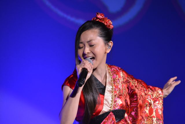 吉岡里帆＆宮川大輔『名探偵コナン　から紅の恋歌（ラブレター）』初日舞台あいさつに登壇（24枚目）