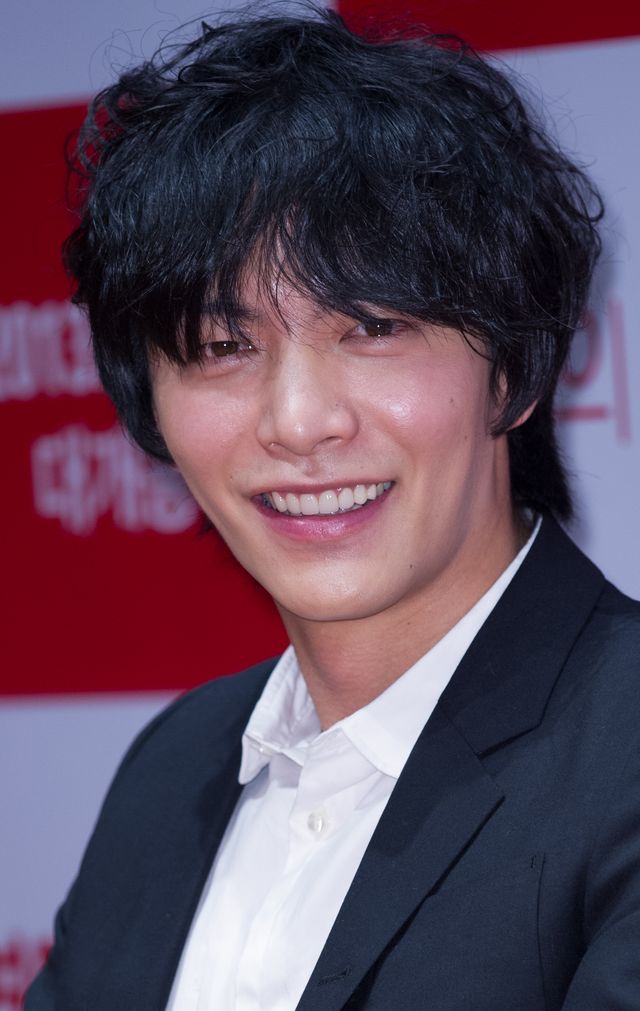 イ・ミンギ、『恋愛の温度』で共演のキム・ミニに片思い!?＜韓国JPICTURES＞（3枚目）