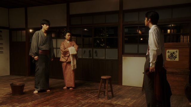 劇場には脅迫電話が…「おちょやん」第58回（3枚目）