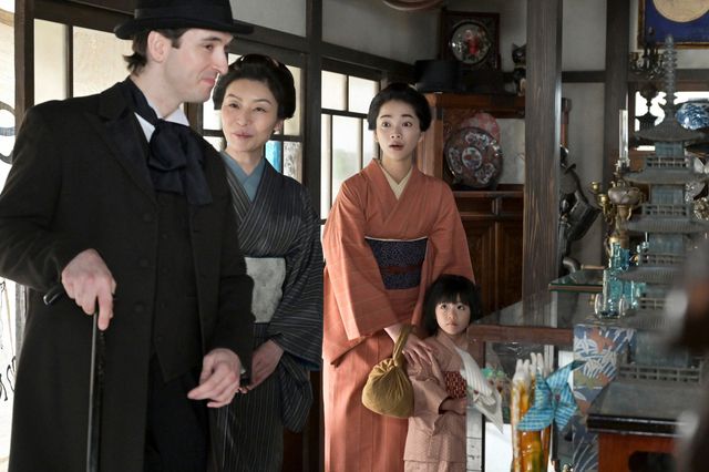 【画像7枚】朝ドラ「風、薫る」りん（見上愛）、卯三郎（坂東彌十郎）から思わぬ答えが…第11回場面写真（2枚目）