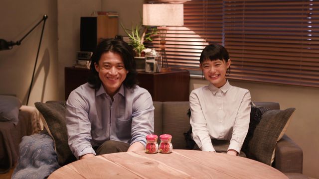 ほほえましい！小栗旬＆杉咲花、仲よし兄妹役で息の合った掛け合い（18枚目）