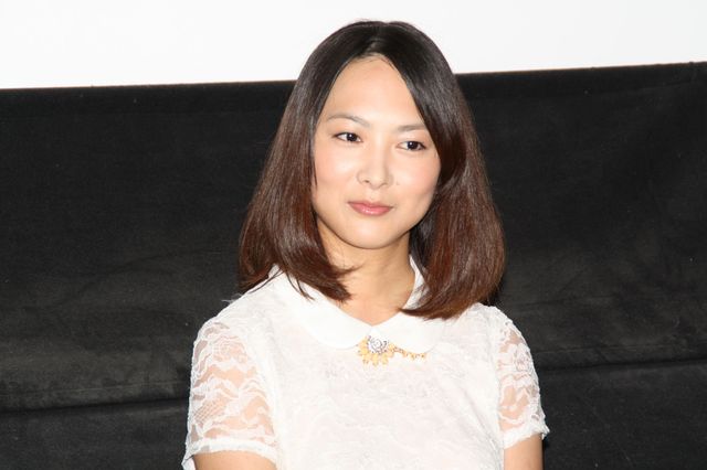 美人女優・谷村美月＆徳永えり！映画『しもつかれガール』初日舞台あいさつフォトギャラリー（2枚目）