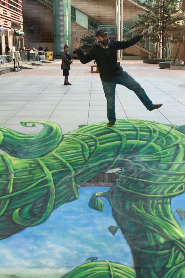 初来日した3Dトリック・アーティスト、ジョー・ヒル氏のパフォーマンス フォトギャラリー：フォトギャラリー