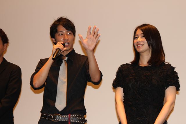 出演者が笑顔で登壇！映画『チェイン/CHAIN』の完成披露試写会フォトギャラリー（13枚目）