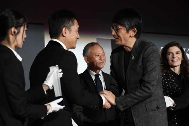 長塚京三x吉田大八監督『敵』が3冠！第37回東京国際映画祭クロージングセレモニー（22枚目）