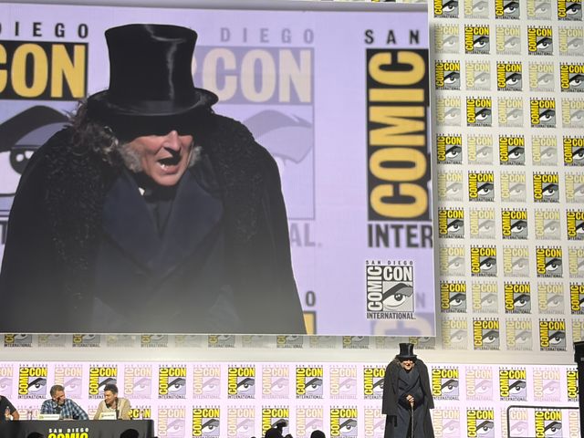 ホールHに突如登場したジョニー・デップ