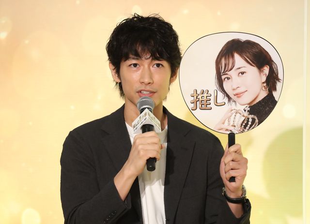 比嘉愛未、渡邊圭祐、ディーン・フジオカ、白石聖ら「推しの王子様」完成報告会（8枚目）