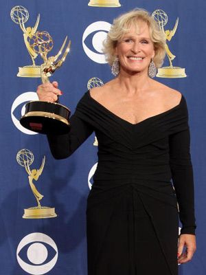 2年連続でエミー賞ドラマ部門、主演女優賞を獲得した、「ダメージ」のグレン・クローズ