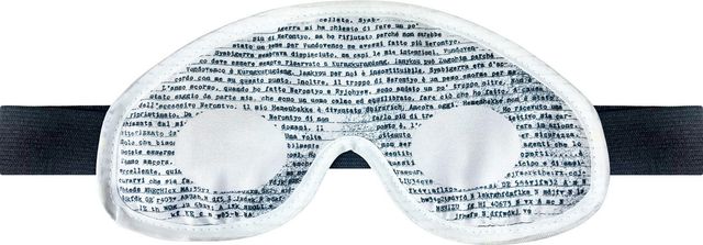 「ヘブンズ・ドアーッ!」を再現したアイマスク