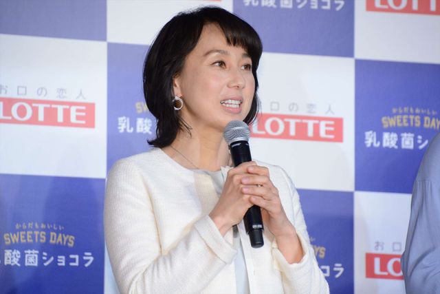 吉田羊＆小松菜奈なかよし！ロッテ「乳酸菌ショコラ」新商品発表会（20枚目）