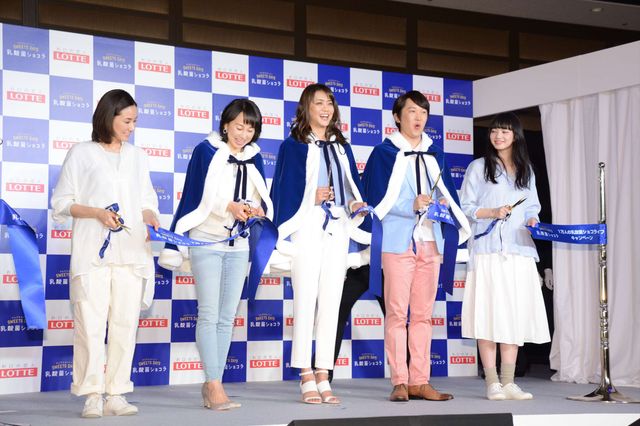 吉田羊＆小松菜奈なかよし！ロッテ「乳酸菌ショコラ」新商品発表会（24枚目）