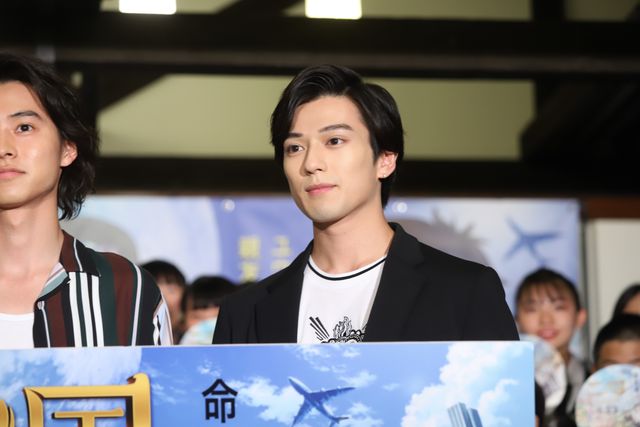 山崎賢人、新田真剣佑、永野芽郁が仲良くトークで盛り上がる！（17枚目）