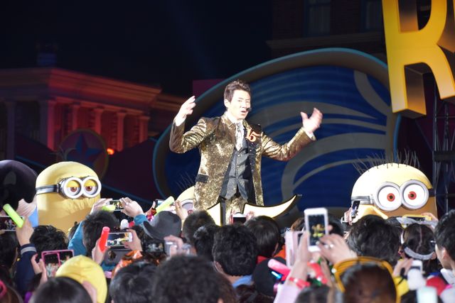 松岡修造が大暴れ！ユニバーサル・スタジオ・ジャパン15周年グランドオープン前夜祭ギャラリー（2枚目）